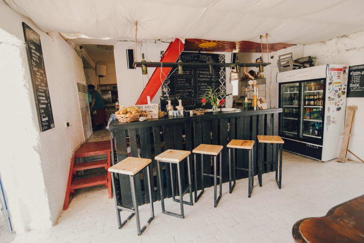 Udabno Hostel エクステリア 写真